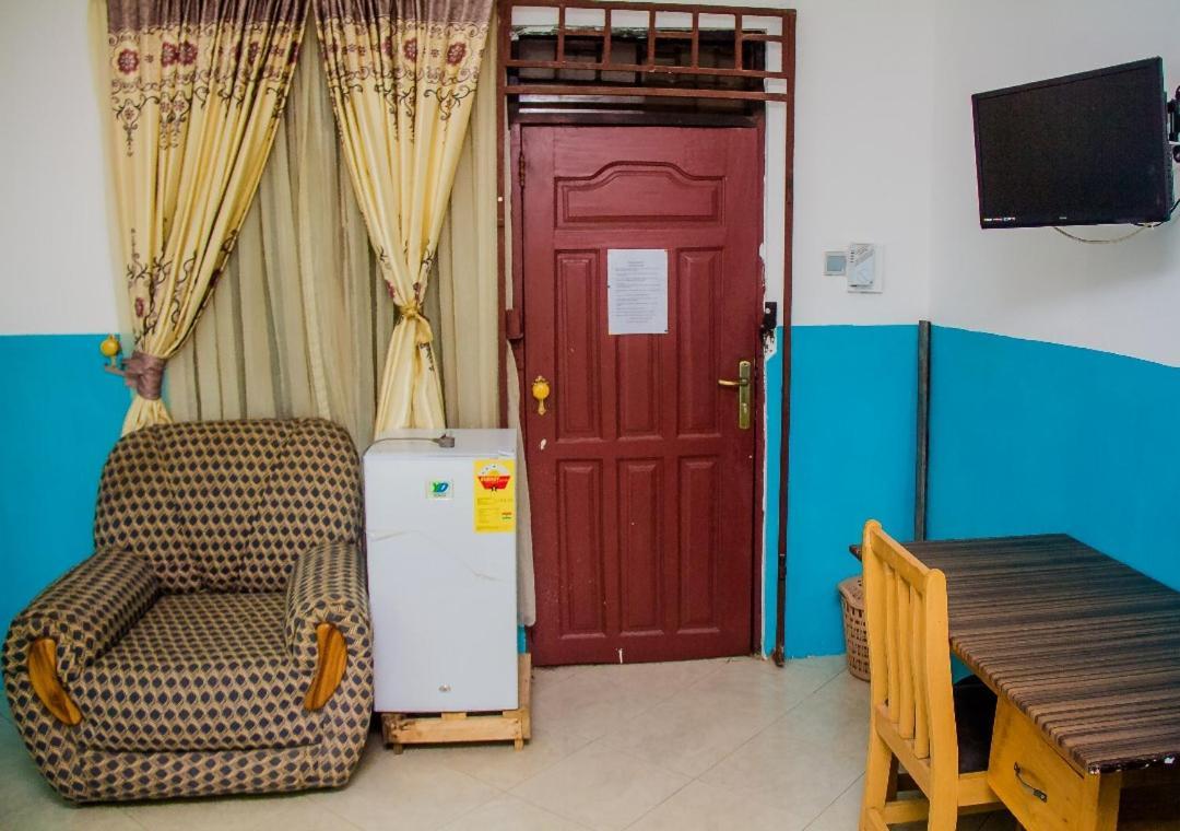 Elizz Guest House Janman Exterior foto